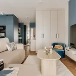 Electra By Staylab Apartmán